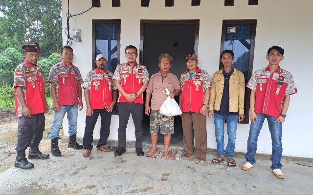 GML Metro Giat Rutin Jumat Berkah di Karangrejo