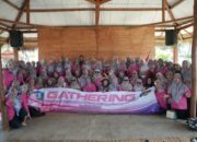 Tingkatkan Kebersamaan, Family Gathering DWP Unila di Sanggar Beach