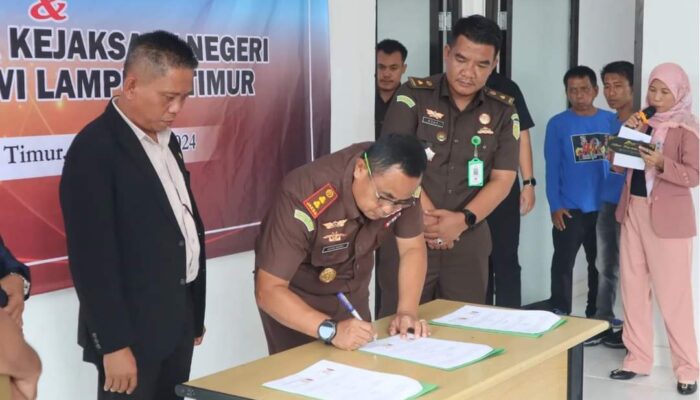 PWI dan Kejari Lamtim Teken Kerja Sama